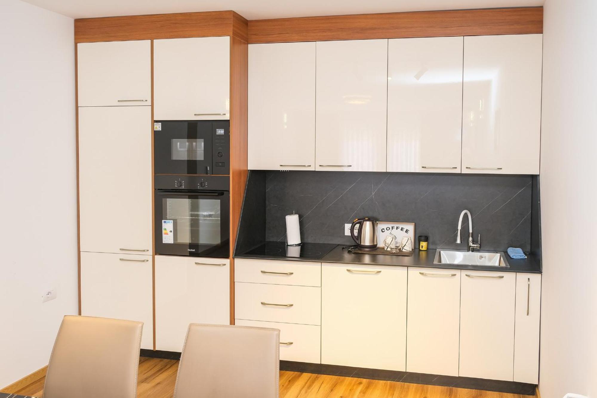 Nest Apartments Gjakova Εξωτερικό φωτογραφία